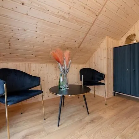 بيت للعطل Comfortable Home, Pool, Sauna, Jacuzzi *